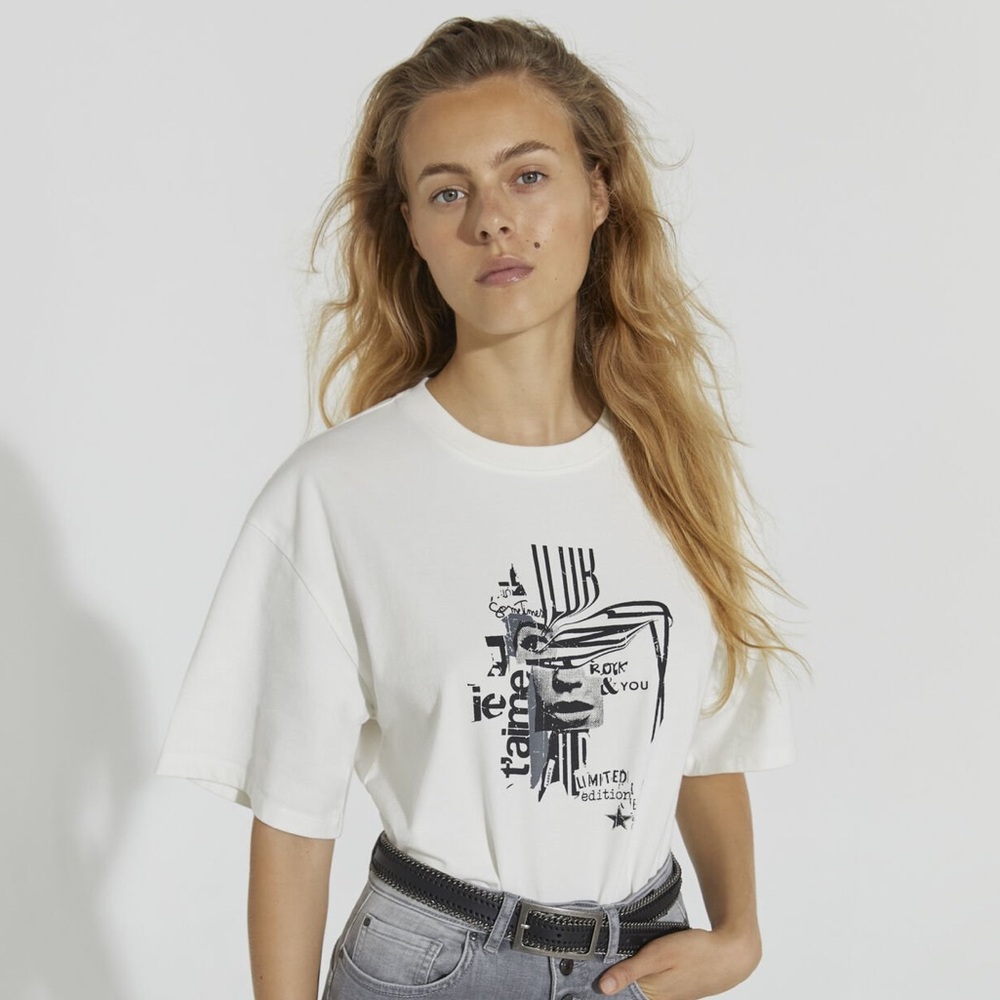 NWT IKKS Ecru Cotton Boxy Graphic T Shirt sz M